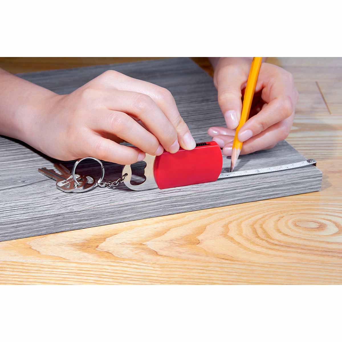 LLAVERO DESTAPADOR KINZIG